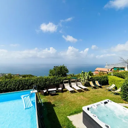 Luisa Seaview And Pool *