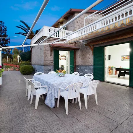Luisa Seaview And Pool Villa *