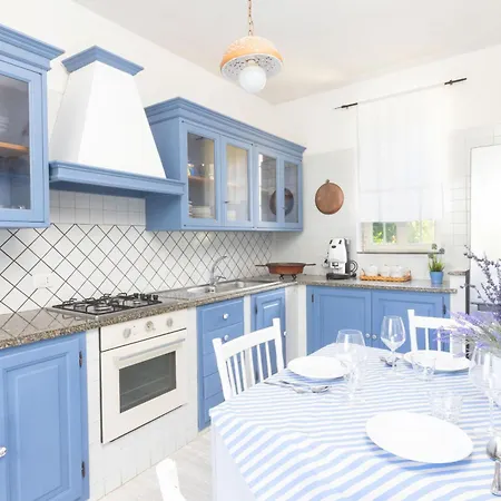 Estate4home - Luisa Jacuzzi&pool וילה